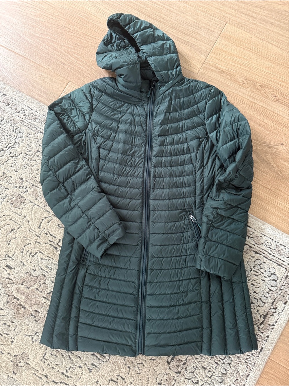Heat Gear Women’s Lightweight Quilted Hooded Jacket – Forest Green size large